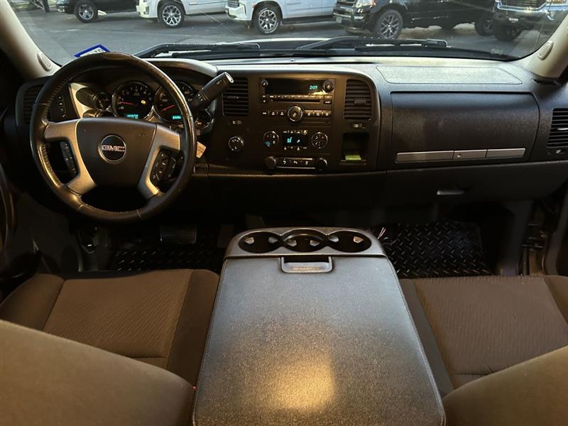 GMC Sierra 2500HD SLE Ext. Cab 4WD 2012 GMC Sierra 2500HD SLE Ext. Cab 4WD 2012