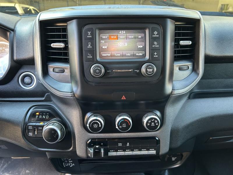 RAM 2500 Tradesman Crew Cab LWB 4WD 2022 RAM 2500 Tradesman Crew Cab LWB 4WD 2022