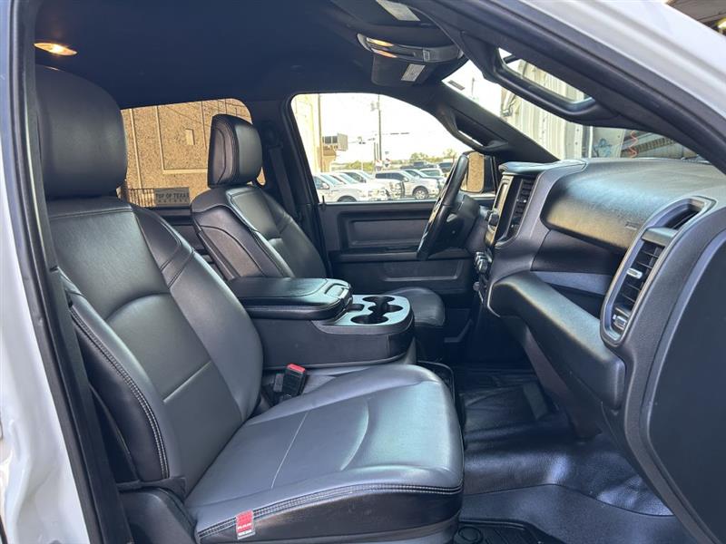RAM 2500 Tradesman Crew Cab LWB 4WD 2022 RAM 2500 Tradesman Crew Cab LWB 4WD 2022