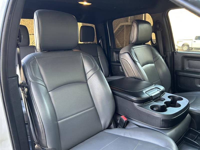 RAM 2500 Tradesman Crew Cab LWB 4WD 2022 RAM 2500 Tradesman Crew Cab LWB 4WD 2022