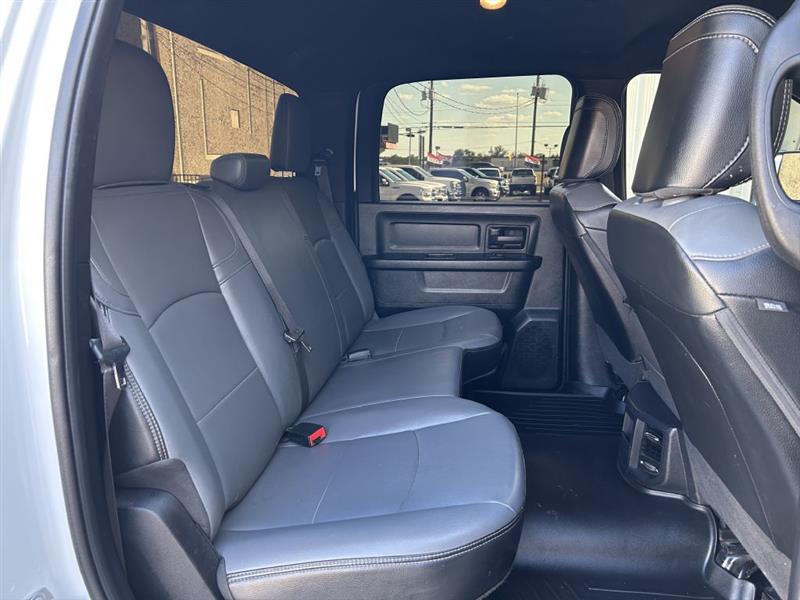 RAM 2500 Tradesman Crew Cab LWB 4WD 2022 RAM 2500 Tradesman Crew Cab LWB 4WD 2022
