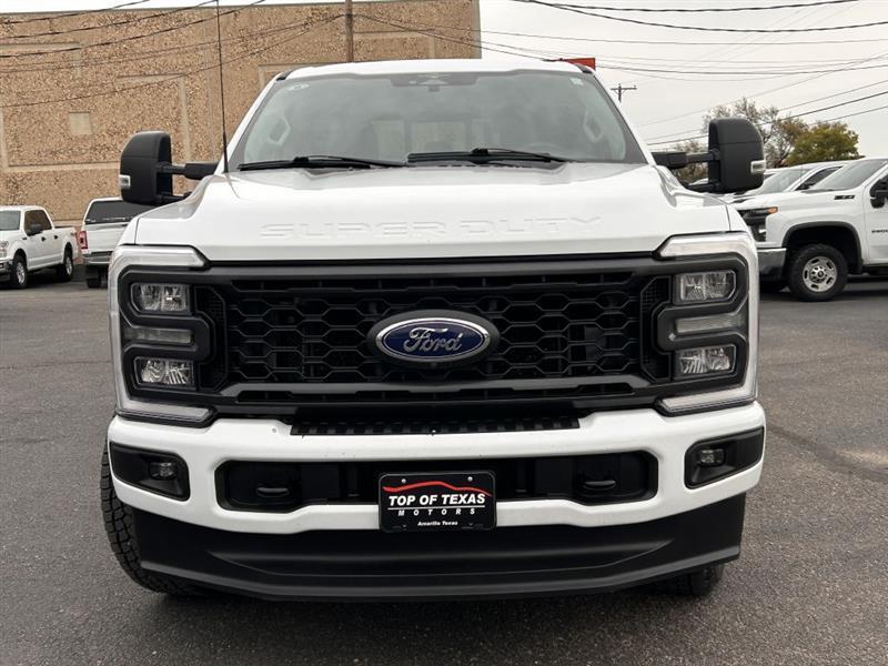 Ford F-250 SD FX4 Crew Cab 4WD 2023