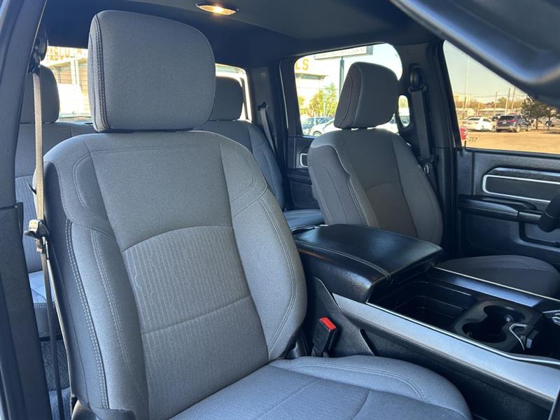 RAM 2500 Tradesman Crew Cab SWB 4WD 2024