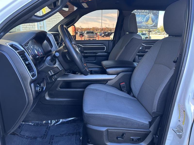 RAM 2500 Tradesman Crew Cab SWB 4WD 2024