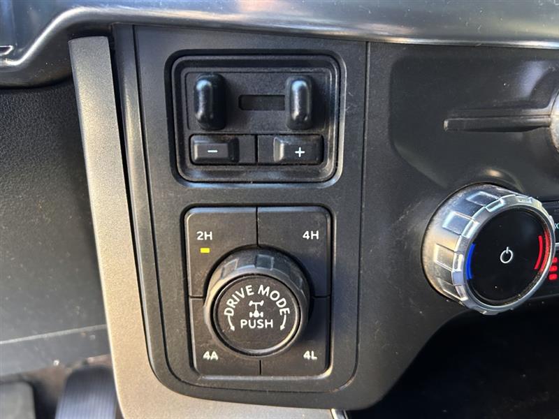 Ford F-150 Lariat SuperCrew 4WD 2022