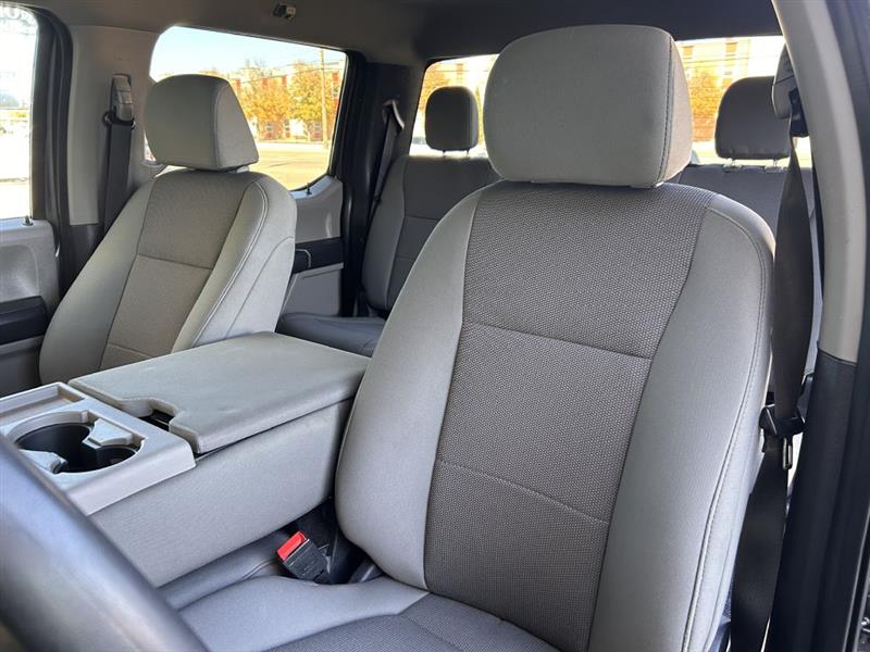 Ford F-350 SD XLT Crew Cab 4WD 2022