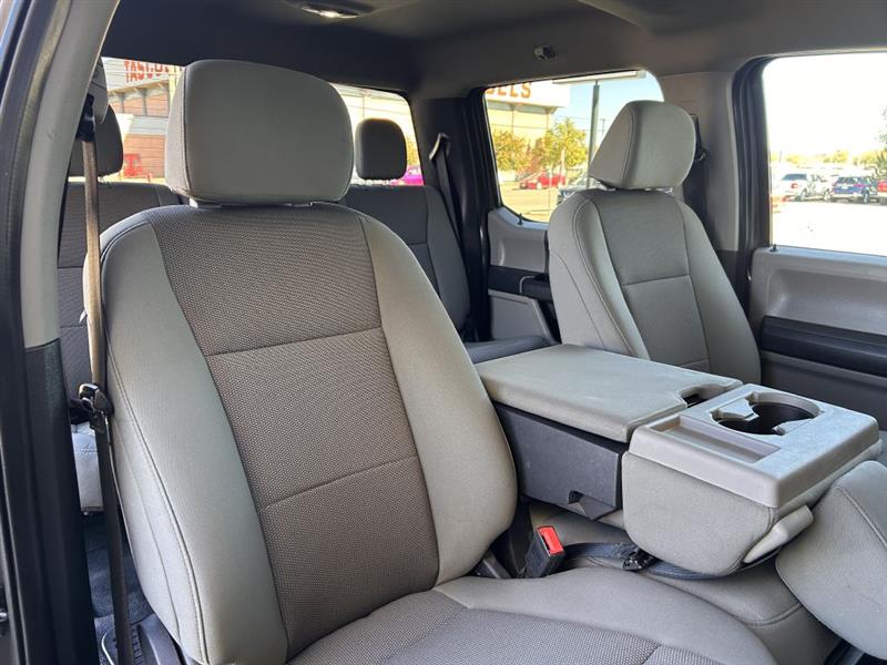 Ford F-350 SD XLT Crew Cab 4WD 2022