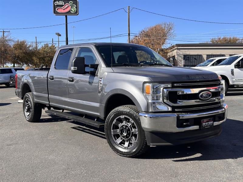 Ford F-350 SD XLT Crew Cab 4WD 2022