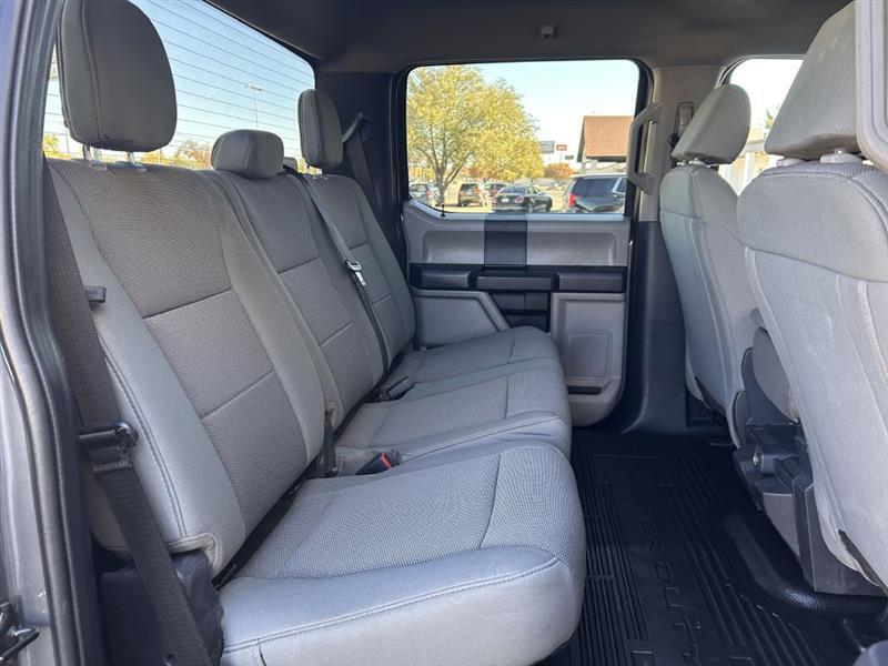 Ford F-350 SD XLT Crew Cab 4WD 2022