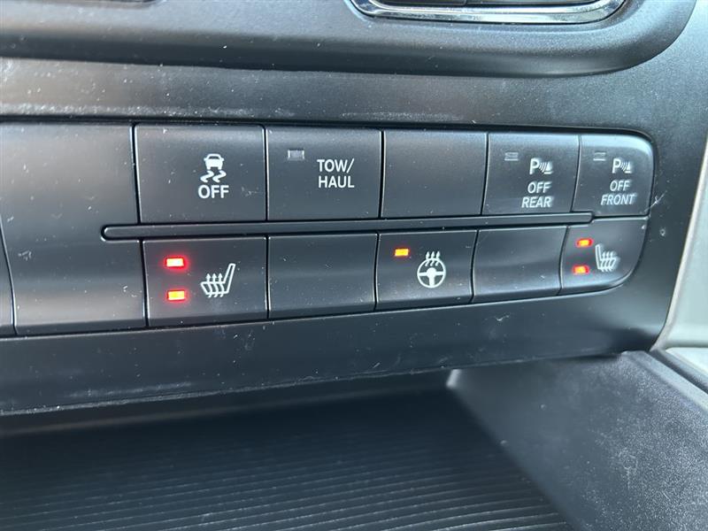 RAM 1500 SLT Crew Cab SWB 2WD 2014