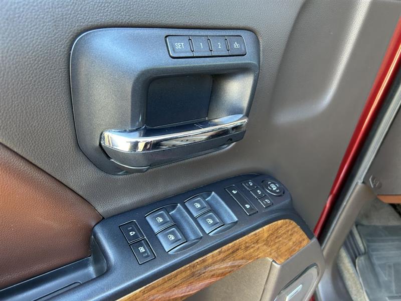 Chevrolet Silverado 1500 High Country Crew Cab 4WD 2017