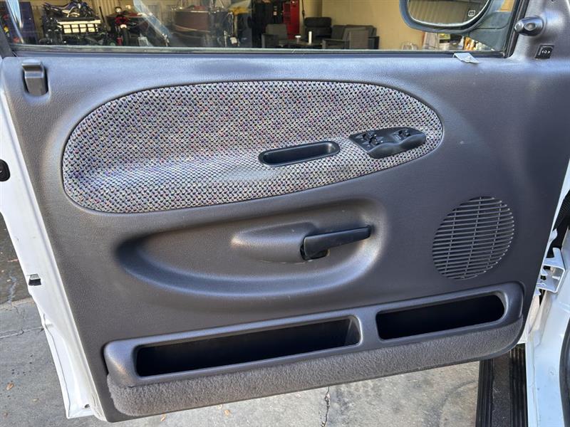 Dodge Ram 2500 Quad Cab Short Bed 2WD 1999