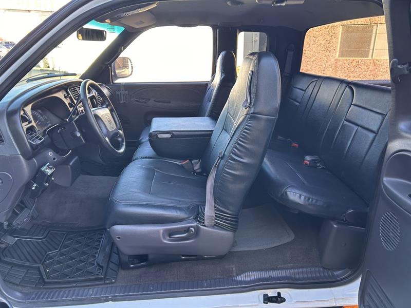 Dodge Ram 2500 Quad Cab Short Bed 2WD 1999