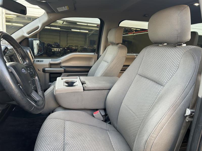 Ford F-150 XL SuperCrew 5.5-ft. Bed 4WD 2016