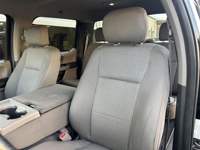 Ford F-150 XL SuperCrew 5.5-ft. Bed 4WD 2016