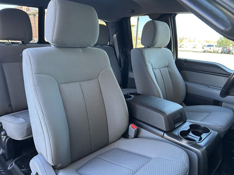 Ford F-150 XL SuperCab 8-ft. Bed 4WD 2013