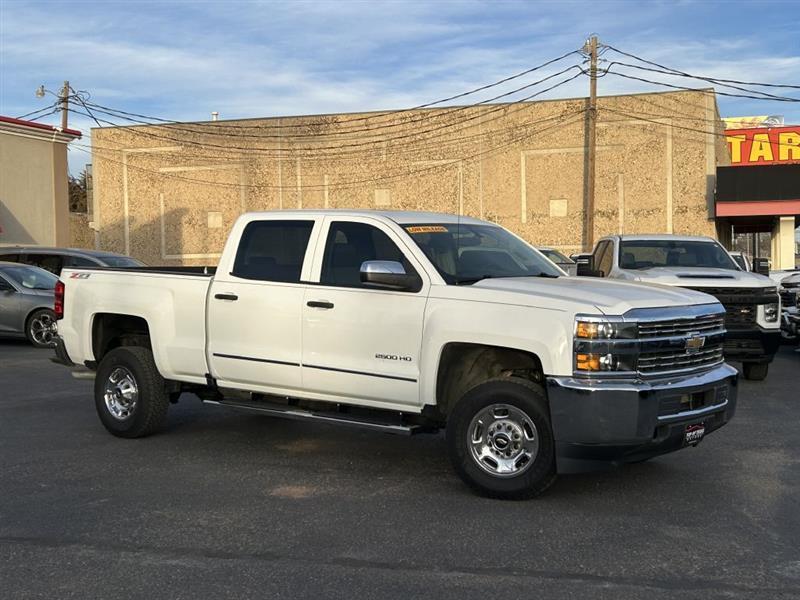 Chevrolet Silverado 2500 LT Crew Cab 4WD 2016