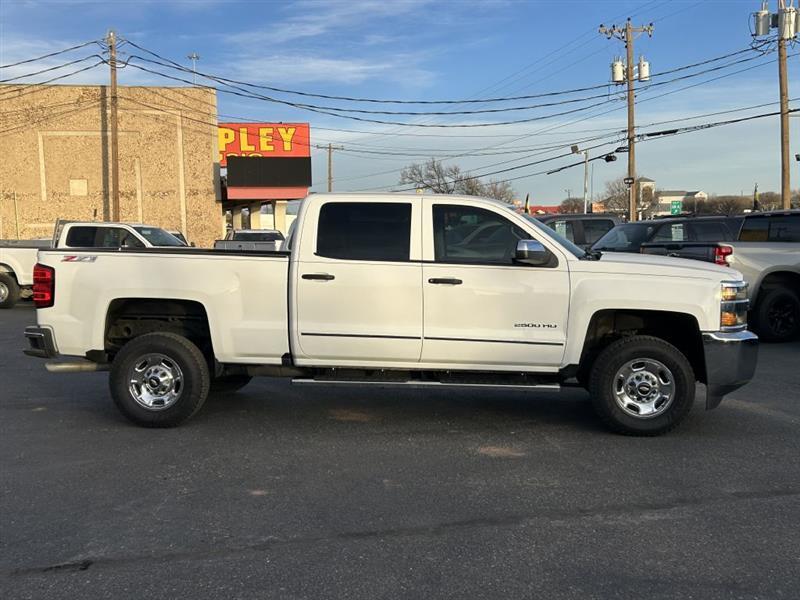 Chevrolet Silverado 2500 LT Crew Cab 4WD 2016