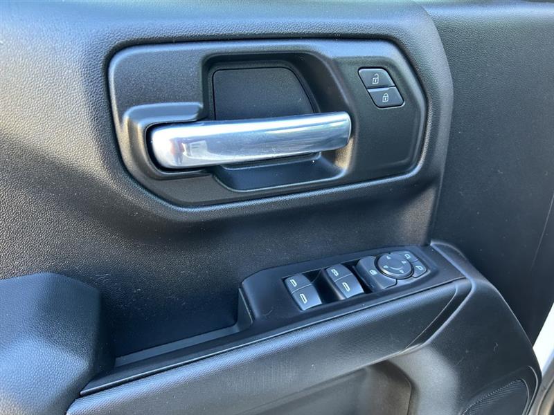 Chevrolet Silverado 1500 LT Crew Cab 4WD 2022