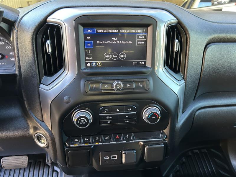 Chevrolet Silverado 1500 LT Crew Cab 4WD 2022