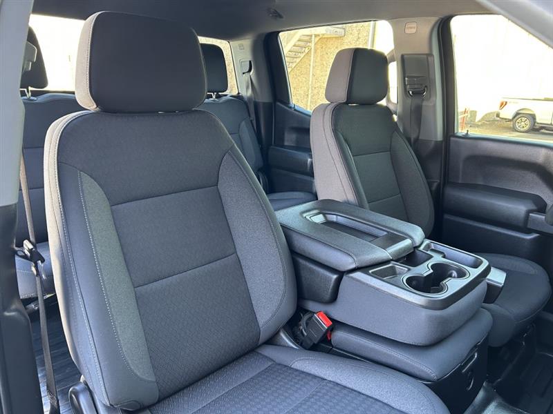 Chevrolet Silverado 1500 LT Crew Cab 4WD 2022