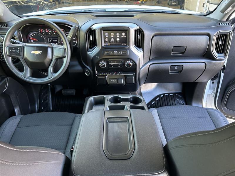 Chevrolet Silverado 1500 LT Crew Cab 4WD 2022