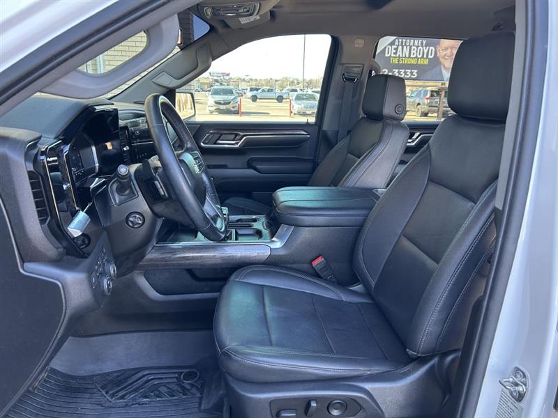 Chevrolet Silverado 1500 LTZ Crew Cab 4WD 2023