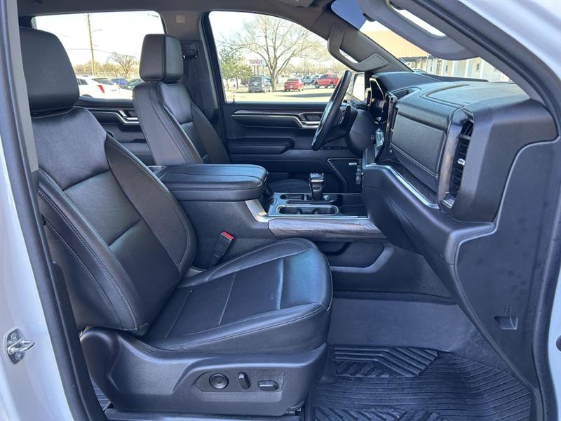 Chevrolet Silverado 1500 LTZ Crew Cab 4WD 2023