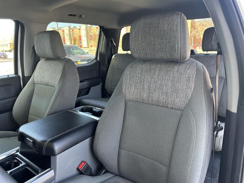 Ford F-250 SD XLT Crew Cab 4WD 2023