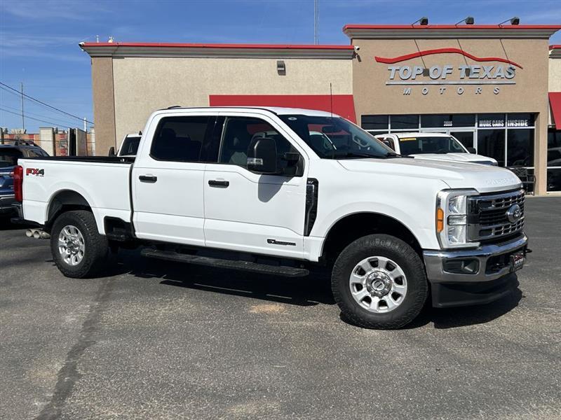 Ford F-250 SD XLT Crew Cab 4WD 2023
