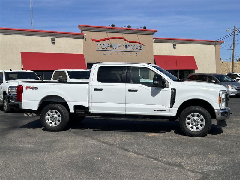 Ford F-250 SD XLT Crew Cab 4WD 2023