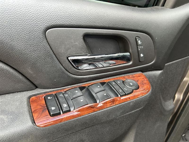 Chevrolet Tahoe LTZ 2WD 2013