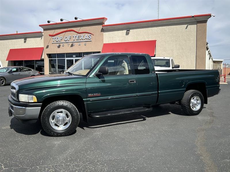 Dodge Ram 2500 Quad Cab 8-ft. Bed 2WD 2001