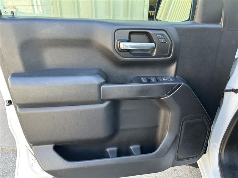 Chevrolet Silverado 1500 1LT Crew Cab 4WD 2022