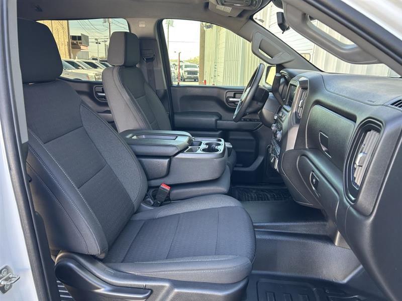 Chevrolet Silverado 1500 1LT Crew Cab 4WD 2022