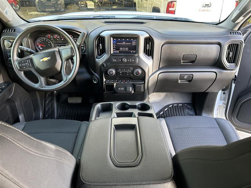 Chevrolet Silverado 1500 1LT Crew Cab 4WD 2022