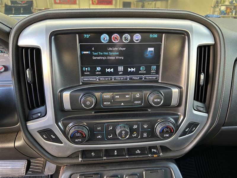 GMC Sierra 1500 SLE Double Cab 4WD 2017