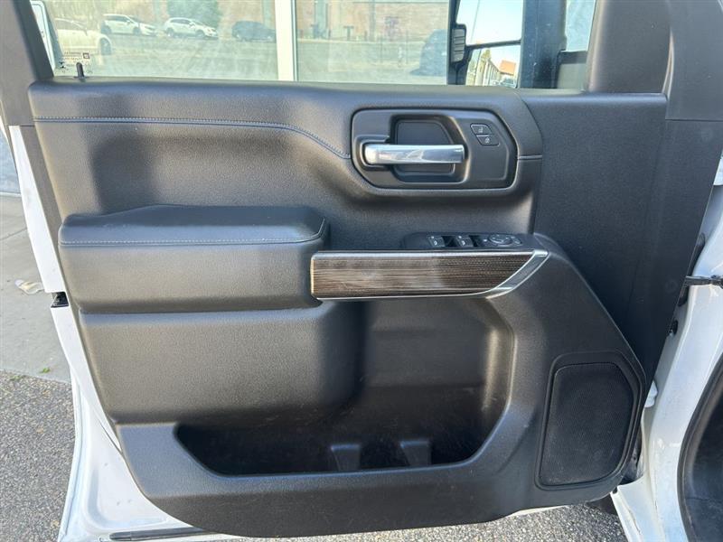 Chevrolet Silverado 2500HD LT Crew Cab Long Box 4WD 2020