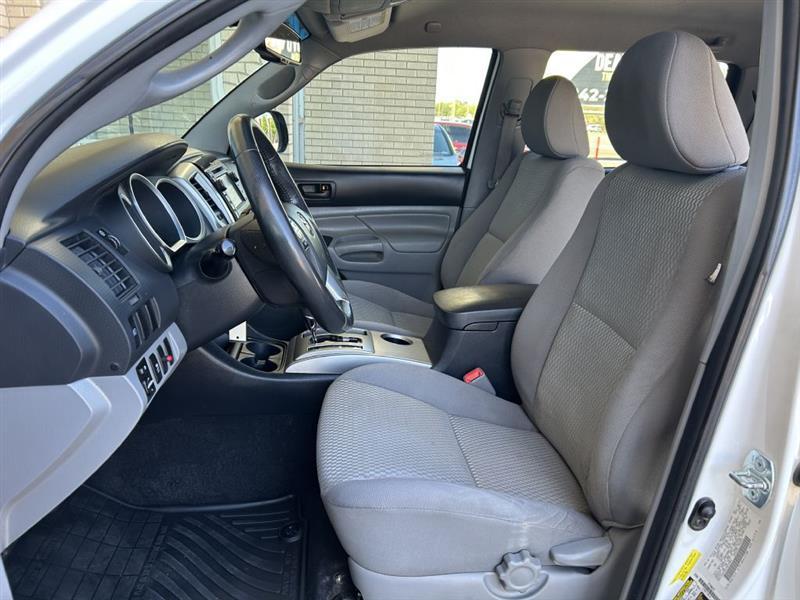 Toyota Tacoma PreRunner Double Cab V6 Auto 2WD 2013