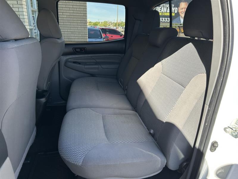 Toyota Tacoma PreRunner Double Cab V6 Auto 2WD 2013