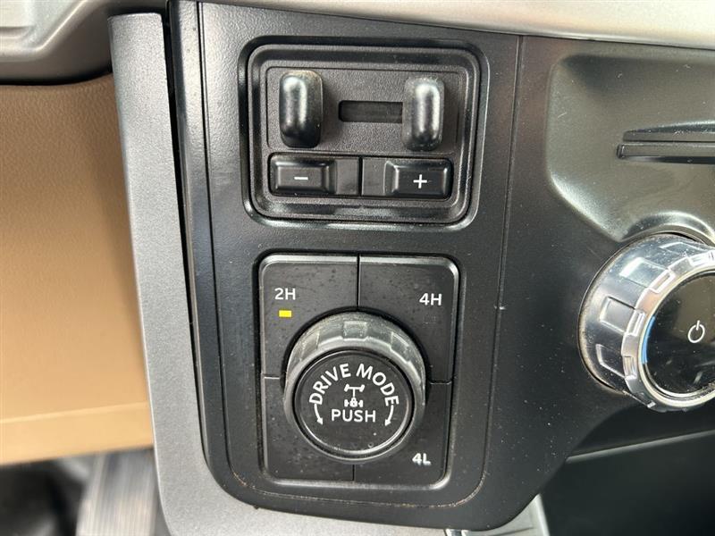 Ford F-150 XLT SuperCrew 4WD 2022