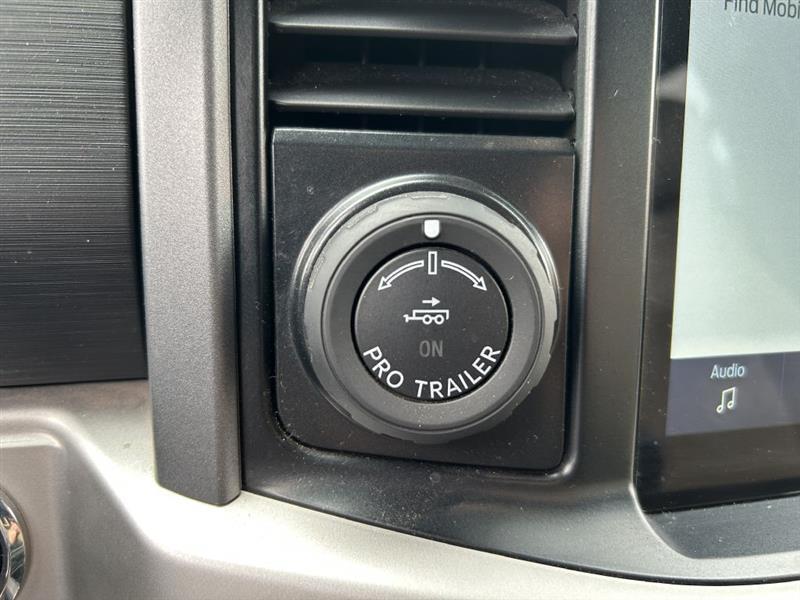 Ford F-150 XLT SuperCrew 4WD 2022