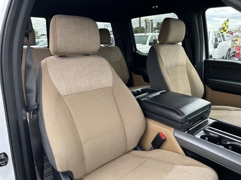 Ford F-150 XLT SuperCrew 4WD 2022