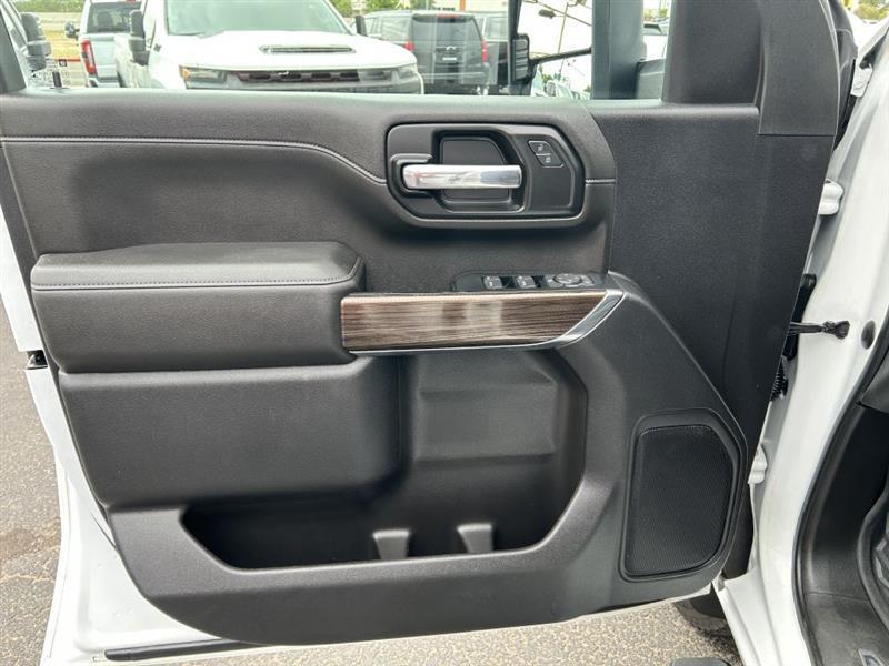 Chevrolet Silverado 2500HD LT Crew Cab 4WD 2023