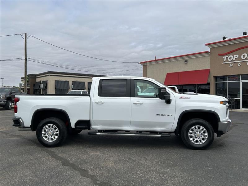 Chevrolet Silverado 2500HD LT Crew Cab 4WD 2023