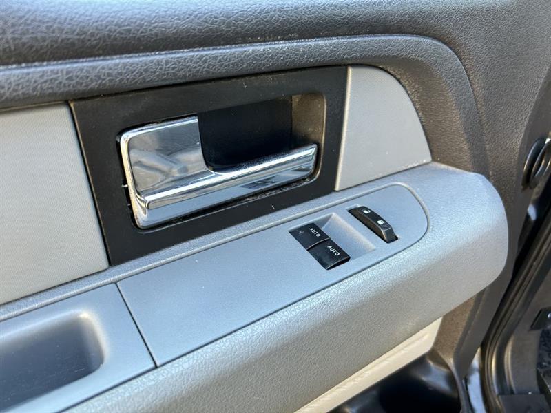 Ford F-150 XLT 8-ft. Bed 2WD 2013