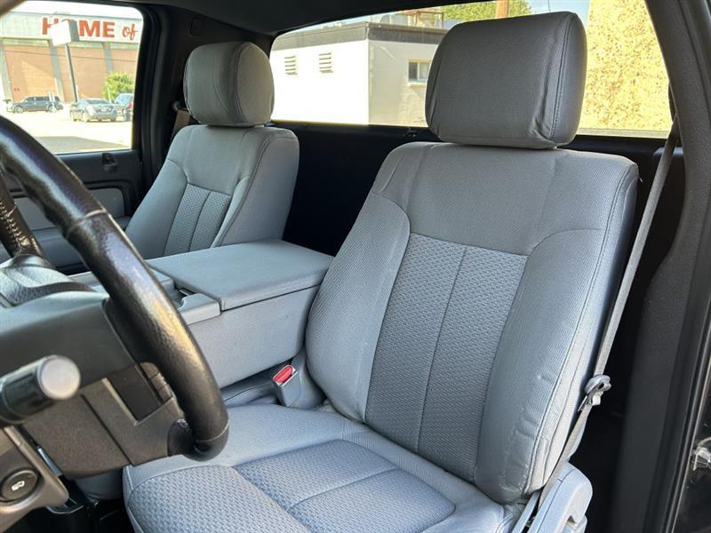 Ford F-150 XLT 8-ft. Bed 2WD 2013