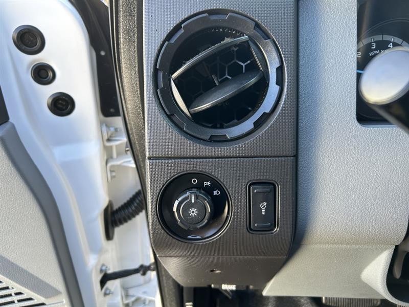 Ford F-250 SD XLT SuperCab 2WD 2013