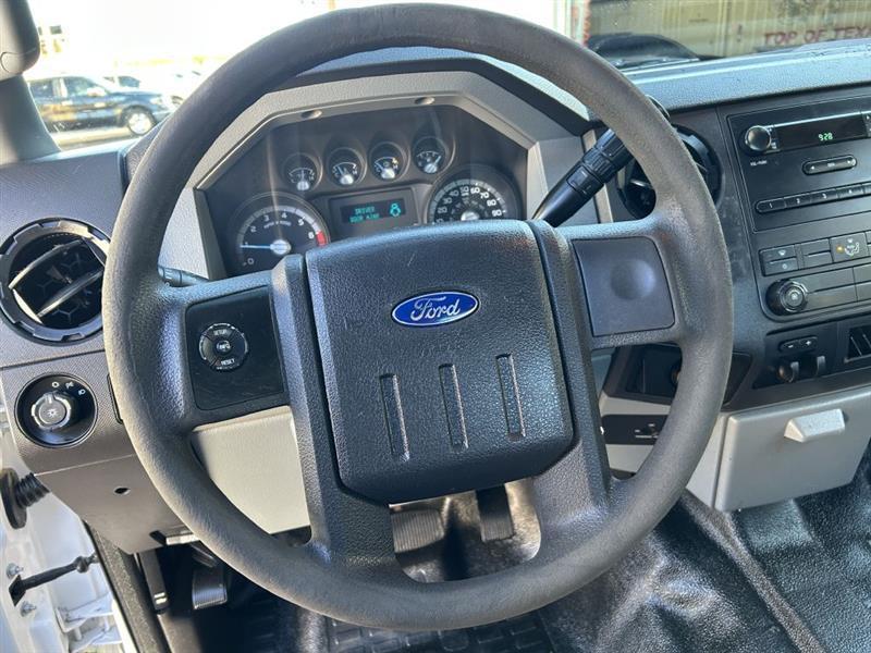 Ford F-250 SD XLT SuperCab 2WD 2013