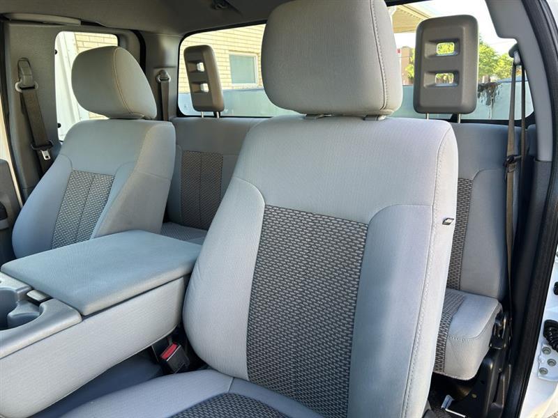 Ford F-250 SD XLT SuperCab 2WD 2013